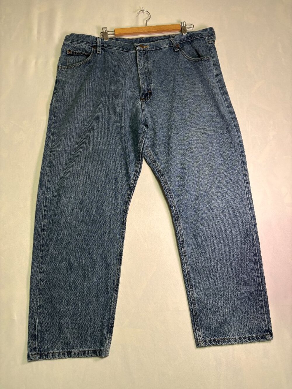 Wrangler Men's Jeans 42x30 Light Wash Blue Denim Relaxed Fit Western Cowboy